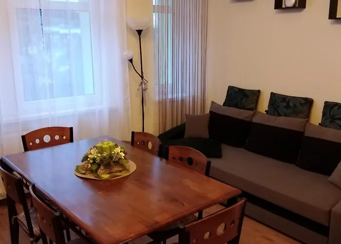 Apartman Nad Rekou Lägenhet